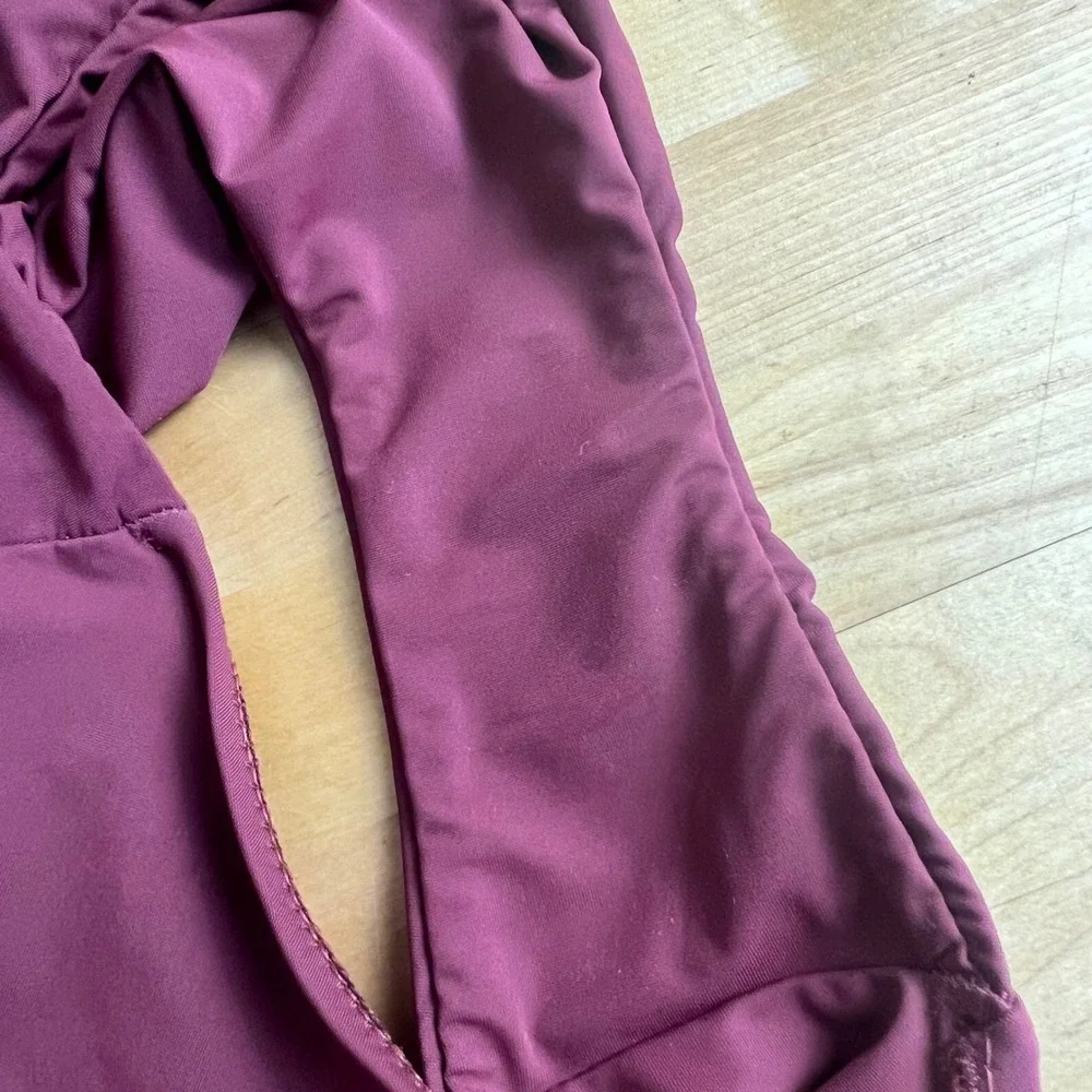 Bondi Born‎ Sculptuer One Piece Swimsuit Burgundy Wine Red Square Neck Medium